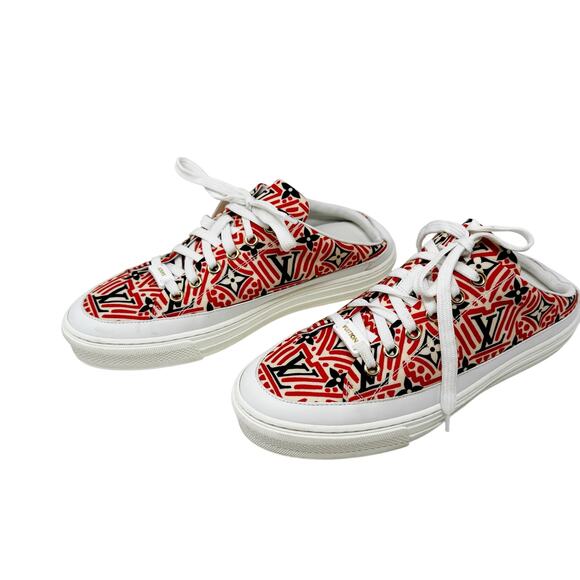 Louis Vuitton Red and White Patterned Flats - Picture 5 of 9